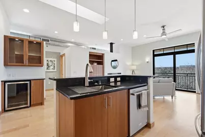 614 W Doty Street #401, Madison, WI 53703 - Photo 5