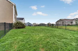 517 Dragon Willow Ln, Madison, WI 53562 - Photo 47