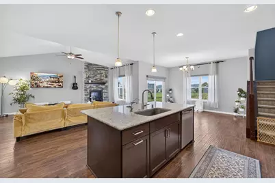 517 Dragon Willow Lane, Madison, WI 53562 - Photo 11