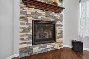 517 Dragon Willow Ln, Madison, WI 53562 - Photo 5