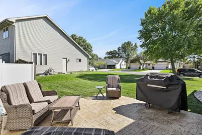 636 Constitution Lane, DeForest, WI 53532 - Photo 7