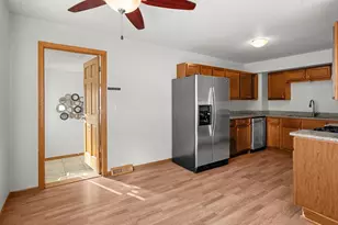 520 S 27th St, Sheboygan, WI 53081 - Photo 5