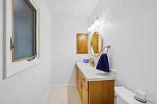 2 Carillon Dr, Madison, WI 53705 - Photo 19