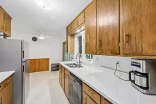 2 Carillon Dr, Madison, WI 53705 - Photo 15