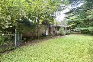3588 E Minnie Ln, Beloit, WI 53511 - Photo 3