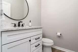 3185 S Jackdaws Dr, Beloit, WI 53511 - Photo 25