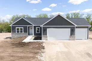 2551 Kadlec Dr, Beloit, WI 53511 - Photo 1