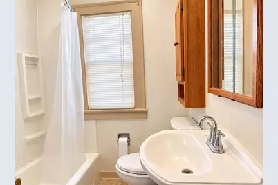 547 N Walnut Street, Janesville, WI 53548 - Photo 9