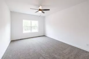 2544 Elmwood Dr, Beloit, WI 53511 - Photo 7