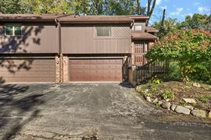 15 Hickory Hollow Dr, Madison, WI 53705 - Photo 41