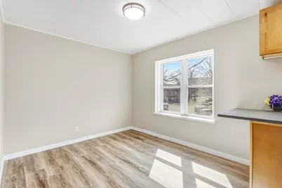 24 Sherman Terrace #6, Madison, WI 53704 - Photo 7