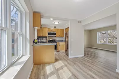24 Sherman Terrace #6, Madison, WI 53704 - Photo 3