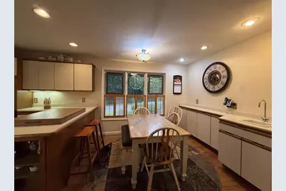 30 Shadowwood Court, Janesville, WI 53548 - Photo 13