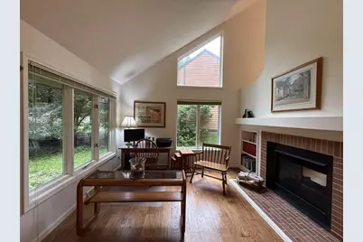30 Shadowwood Court, Janesville, WI 53548 - Photo 5