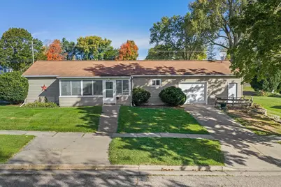 526 Badger Drive, Baraboo, WI 53913 - Photo 1