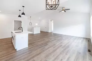 617 Millar Dr, Beloit, WI 53511 - Photo 7