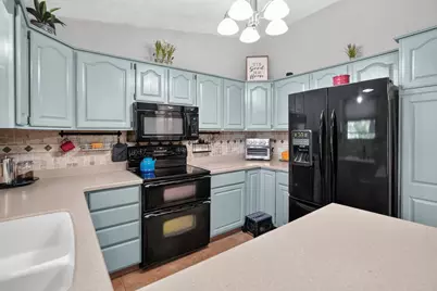 1019 Fountain Drive, Sun Prairie, WI 53590 - Photo 13