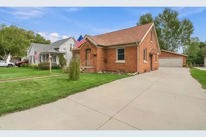 106 Center Street, Fox Lake, WI 53933 - Photo 9