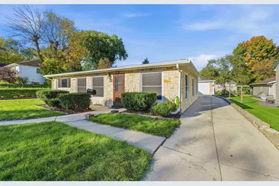 116 Pearl Street, Beaver Dam, WI 53916 - Photo 1