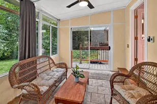 5513 Old Middleton Rd, Madison, WI 53705 - Photo 7