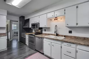 908 Roby Rd, Stoughton, WI 53589 - Photo 9