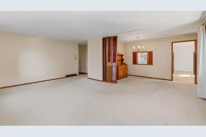 700 Denning Avenue, Beaver Dam, WI 53916 - Photo 9