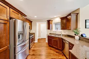 1462 Smithfield Dr, Sun Prairie, WI 53590 - Photo 13
