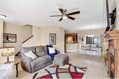 1462 Smithfield Drive, Sun Prairie, WI 53590 - Photo 3