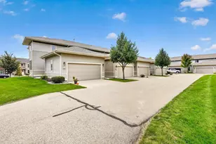 1462 Smithfield Dr, Sun Prairie, WI 53590 - Photo 43
