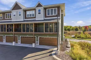 2674 Notre Dame Dr, Fitchburg, WI 53711 - Photo 5