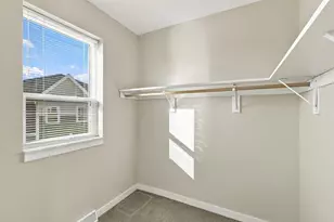 2674 Notre Dame Dr, Fitchburg, WI 53711 - Photo 23