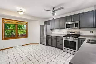 6 Buhler Ct, Madison, WI 53704 - Photo 5