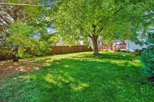 6 Buhler Ct, Madison, WI 53704 - Photo 15