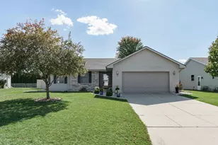 4500 Red Tail Ln, Janesville, WI 53546 - Photo 1