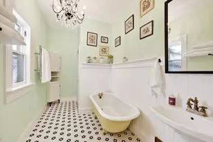 906 Hathaway Dr, Madison, WI 53711 - Photo 17