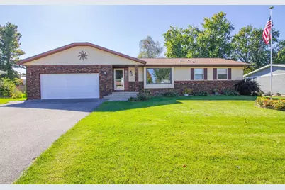 532 Santa Maria Drive, Arlington, WI 53911 - Photo 1