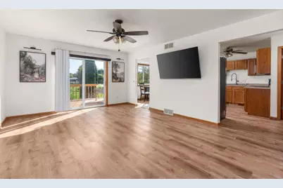 437 Trailside Drive, DeForest, WI 53532 - Photo 5