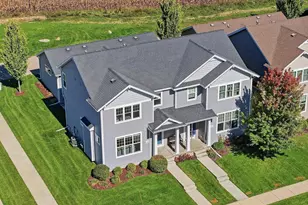 1092 O'Keeffe Ave, Sun Prairie, WI 53590 - Photo 1
