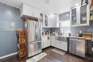 2453 Superior St, Madison, WI 53704 - Photo 9