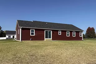 470 Nickolas St, Randolph, WI 53956 - Photo 19