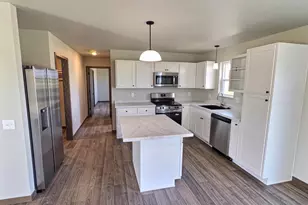 470 Nickolas St, Randolph, WI 53956 - Photo 5