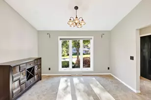 15 Geronimo Cir, Madison, WI 53713 - Photo 9