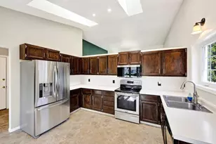 15 Geronimo Cir, Madison, WI 53713 - Photo 5
