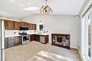 15 Geronimo Cir, Madison, WI 53713 - Photo 7