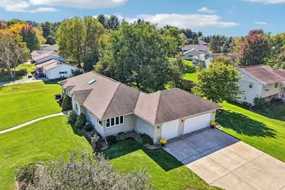 100 Wildwood Drive, Columbus, WI 53925 - Photo 3