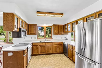 100 Wildwood Drive, Columbus, WI 53925 - Photo 23