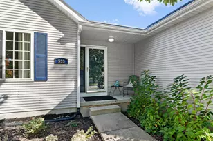 535 Goldenrod Cir, Verona, WI 53593 - Photo 3
