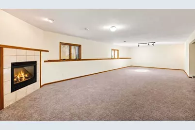 3165 Edmonton Drive, Sun Prairie, WI 53590 - Photo 21