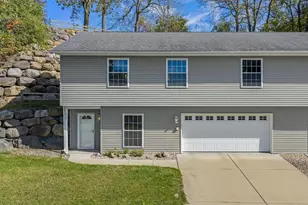 517 Vine St, Baraboo, WI 53913 - Photo 31