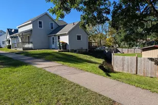 631 2nd St, Reedsburg, WI 53959 - Photo 37